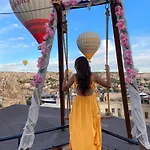 View Cave Hotel 3*