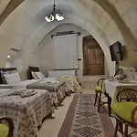 View Cave Hotel 3*