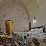 Hotel View Cave 3*