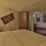 فندق View Cave 3*