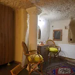 Hotel View Cave 3*