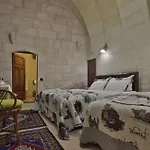 View Cave غوريمِيه