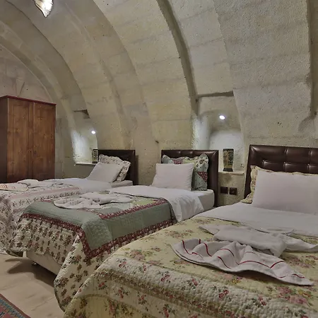 Hotel View Cave 3*
